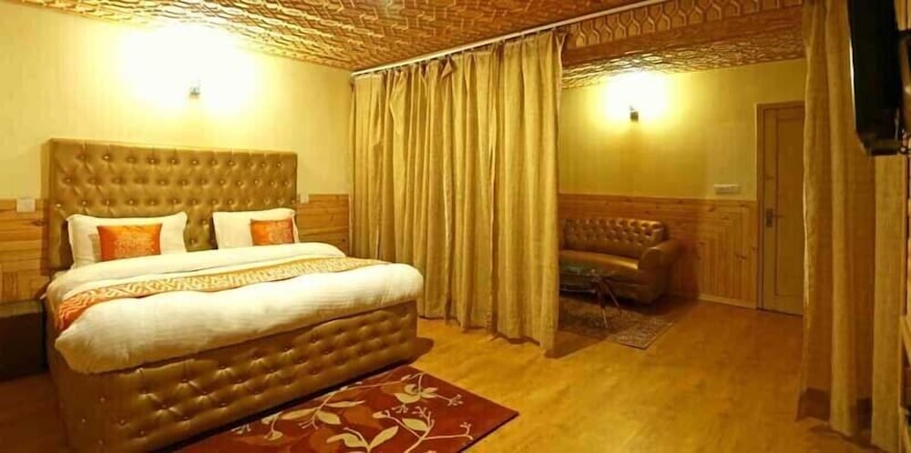 Maharaja Resort Patnitop