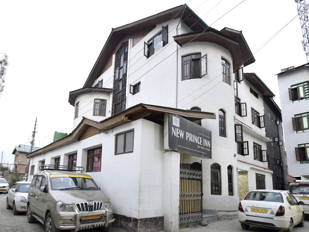 Hotel New Prince Inn