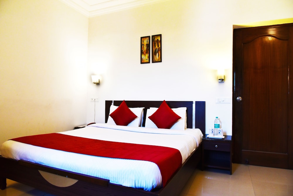 Hotel Sapphire Opposite Golden Temple