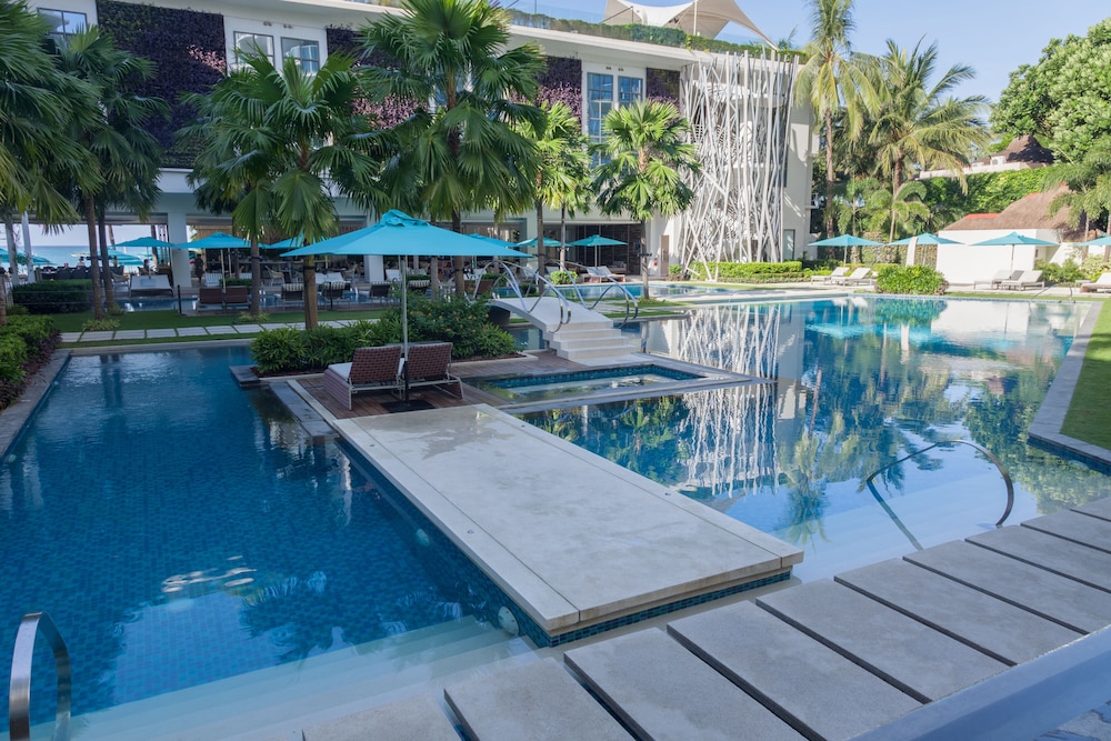 The Lind Boracay