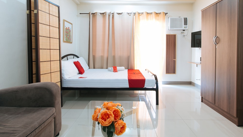 RedDoorz @ Kassel Residences Parañaque