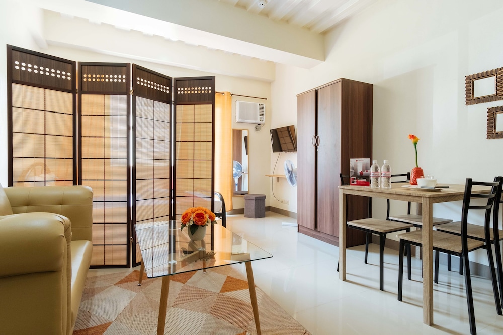 RedDoorz @ Kassel Residences Parañaque