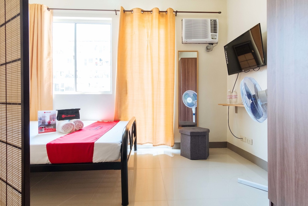 RedDoorz @ Kassel Residences Parañaque