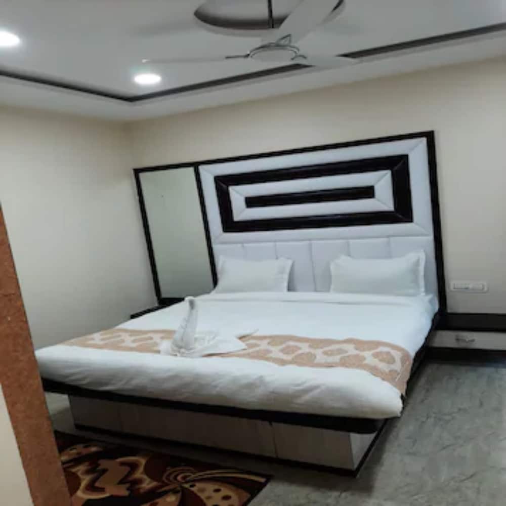Goroomgo Gargee Surya Vihar & Aurangabad
