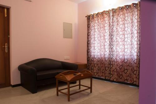 Comfort Pearl Service Apartment
