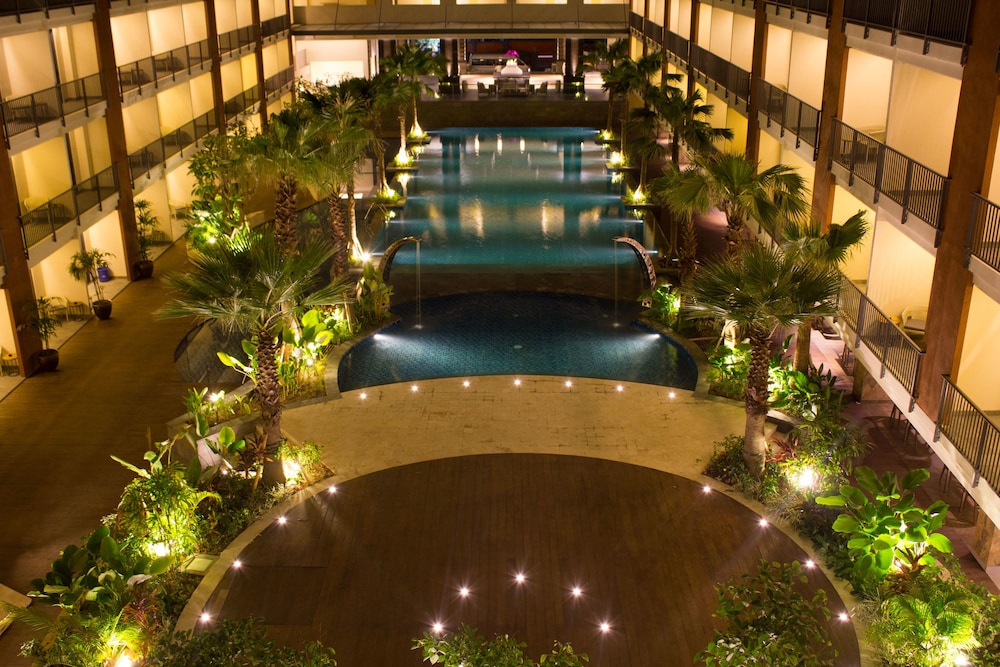 Swiss Belhotel Tuban