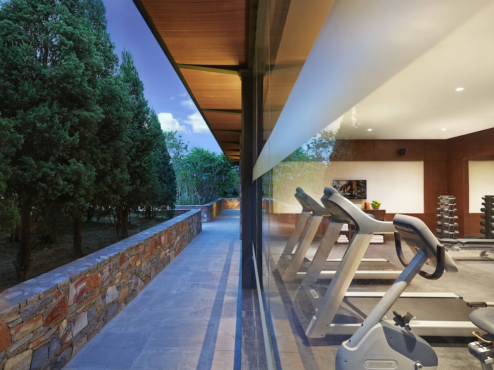 Taj Damdama Lake Resort and Spa Gurugram