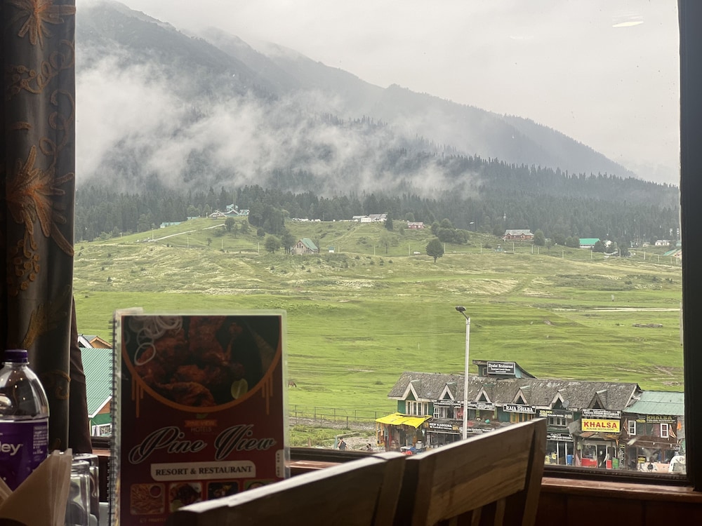 Pine View Resort Gulmarg