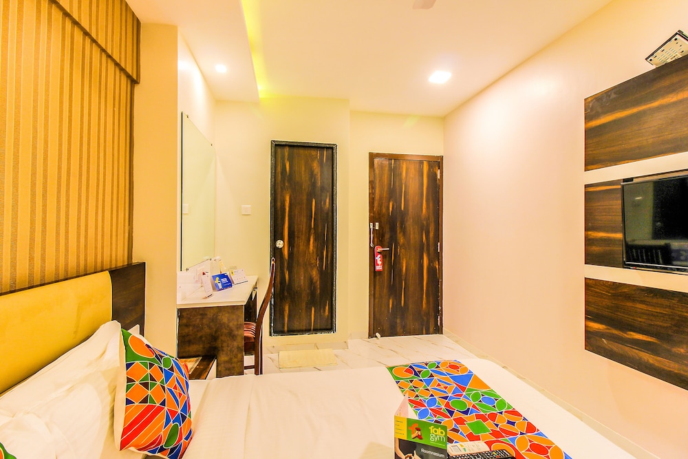 FabHotel Embassy Park BKC