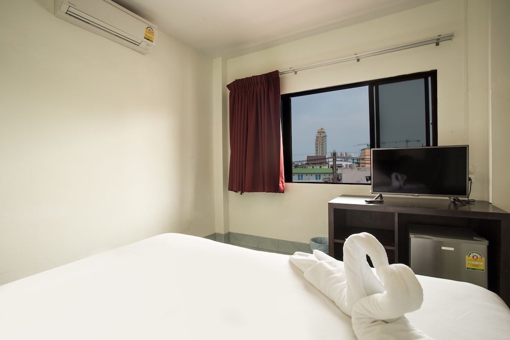 Paripas Express Hotel Patong