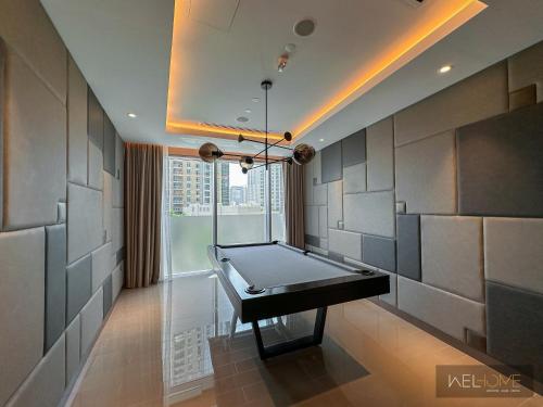 WelHome - Luxury Apartment Facing Burj Khalifa With Terrace