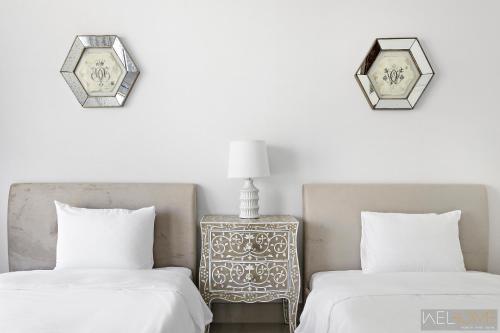 WelHome - Luxury Apartment Facing Burj Khalifa With Terrace