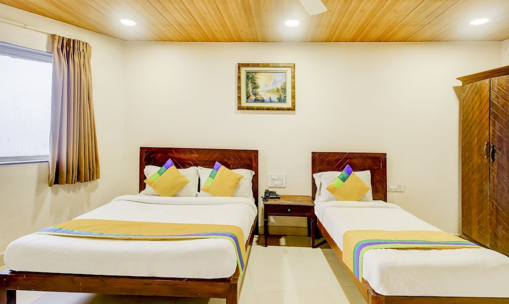 Itsy Hotels The New Hill Retreat, Near Mahabaleshwar State Transport Bus Station