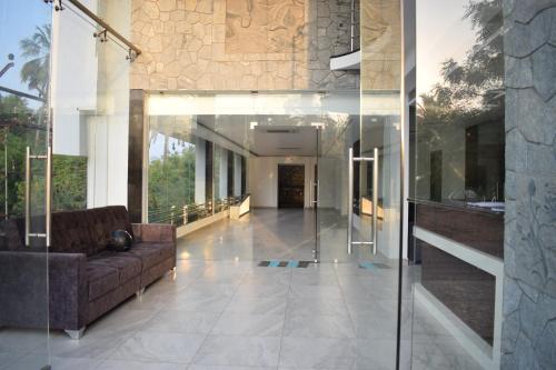 White Pearl Residency