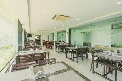 White Pearl Residency