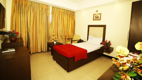 Hotel Raj Vihar Deluxe