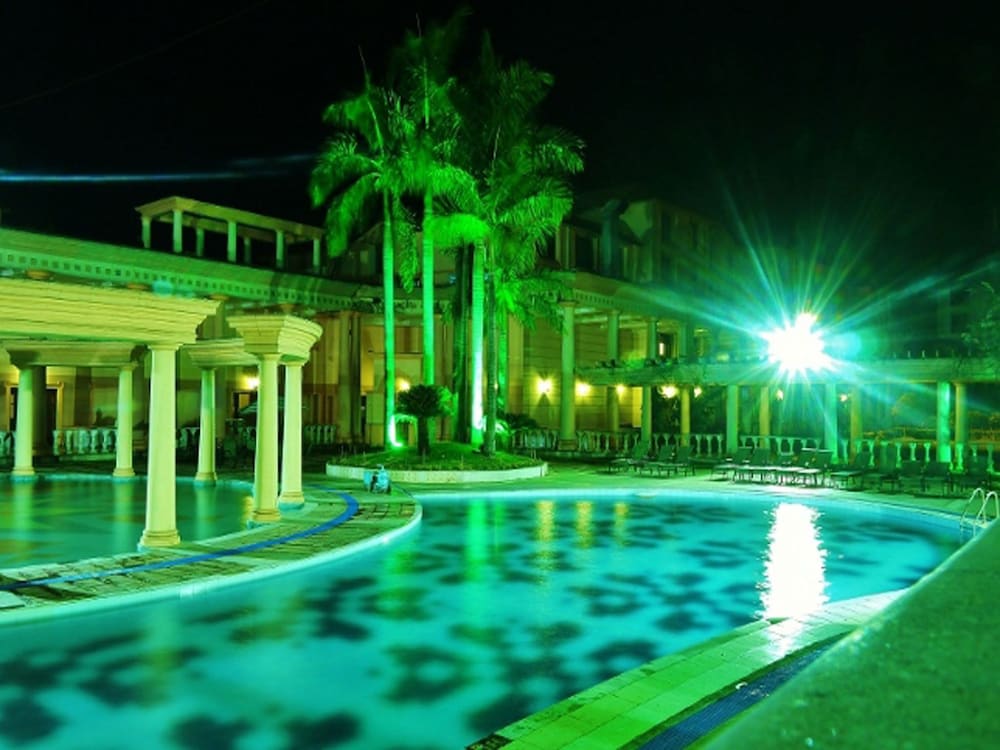 Lake Land Country Club Residency
