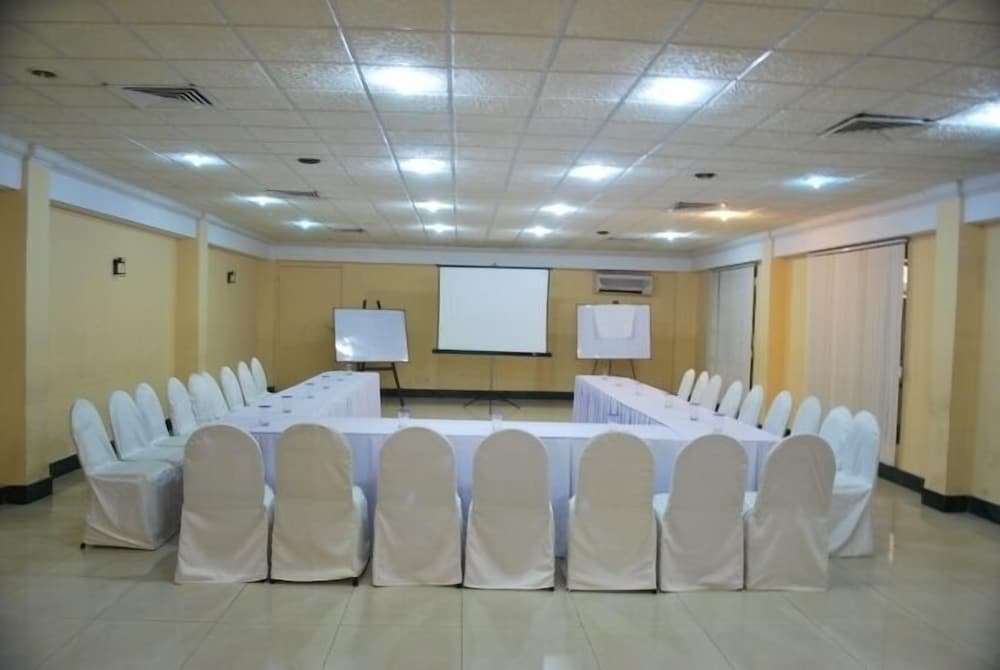 Lake Land Country Club Residency