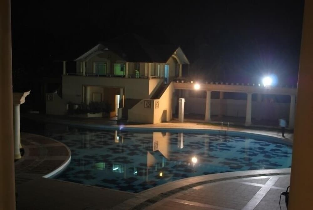 Lake Land Country Club Residency