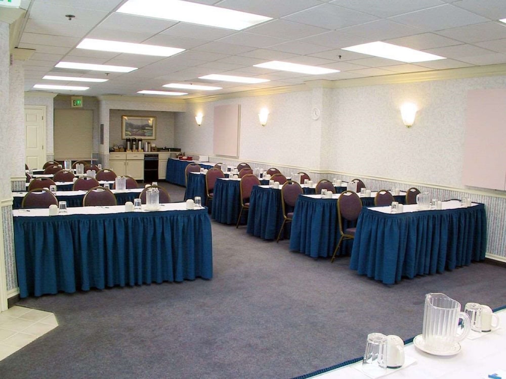 Sonesta ES Suites San Francisco Airport San Bruno