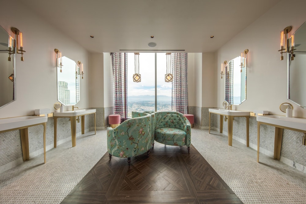 InterContinental Los Angeles Downtown by IHG