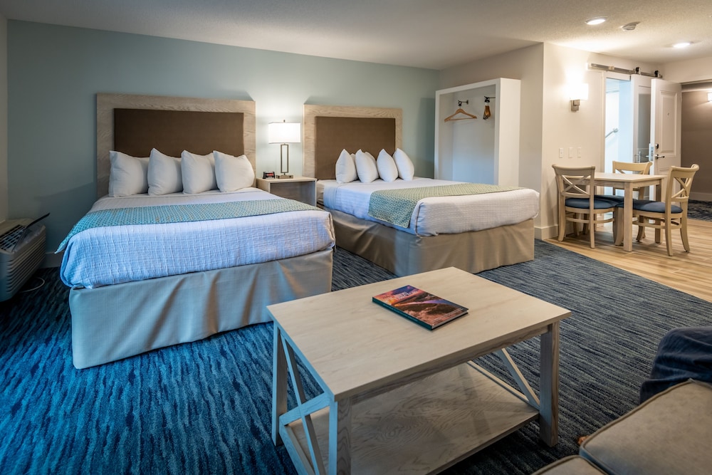 Palmera Inn and Suites