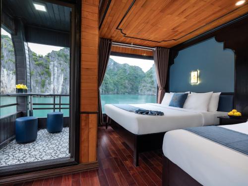 La Pandora Boutique Cruises