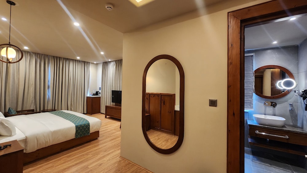 Hotel Ladakh Heights