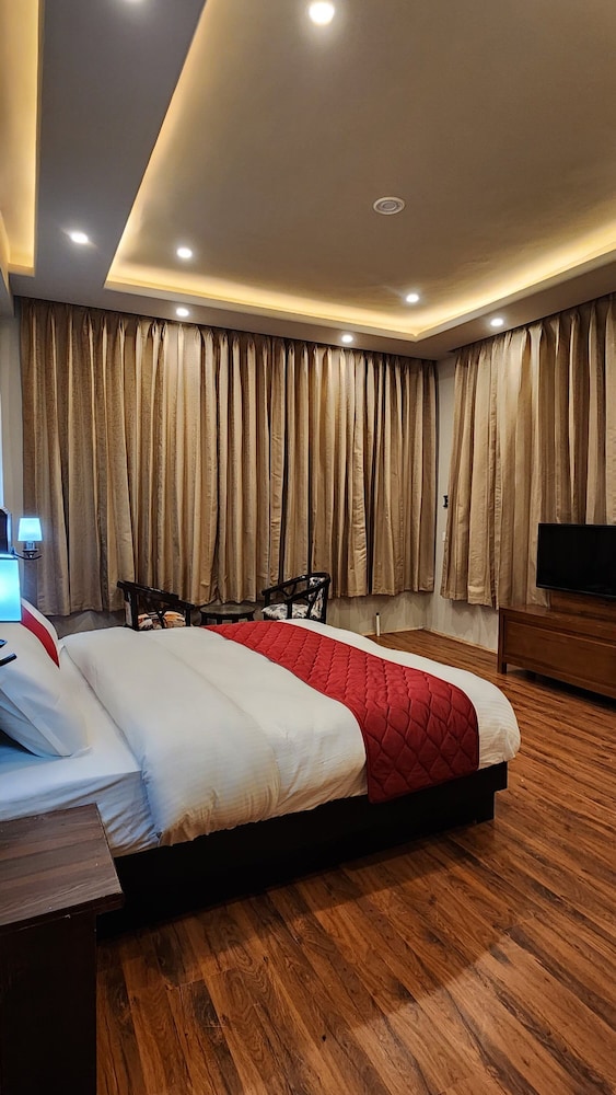 Hotel Ladakh Heights