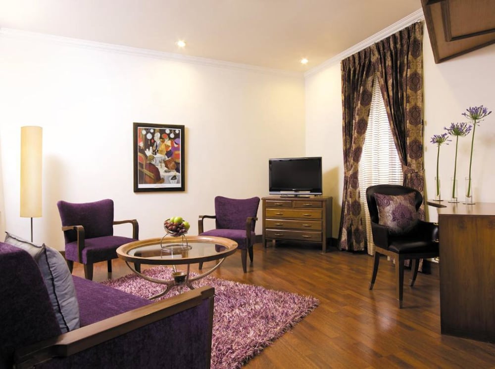 Ambassador, New Delhi - IHCL SeleQtions