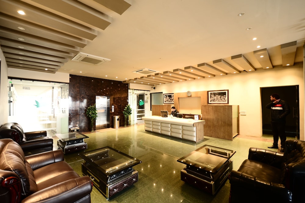 Aksa Hotel