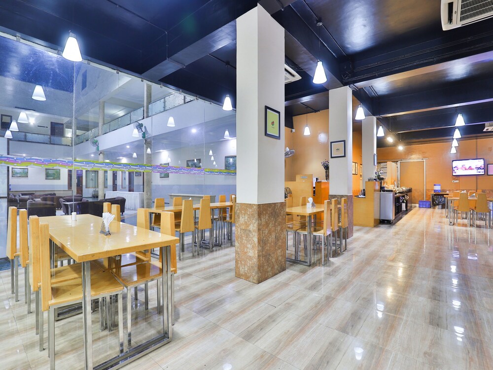 Infocity Club & Resort