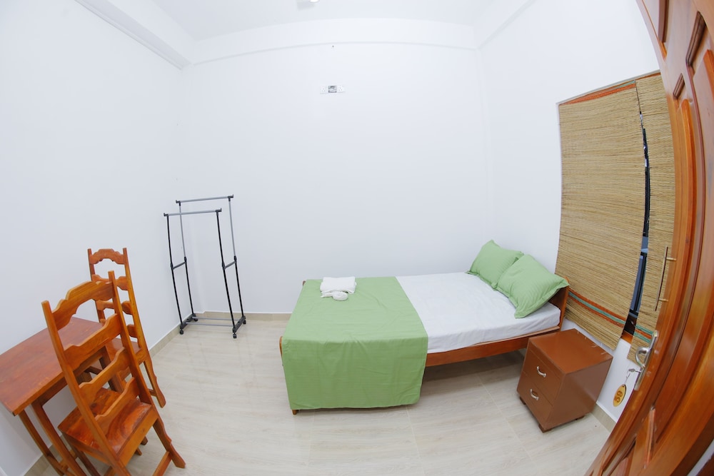 Amis hotel