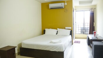 Hotel Sea N Sand