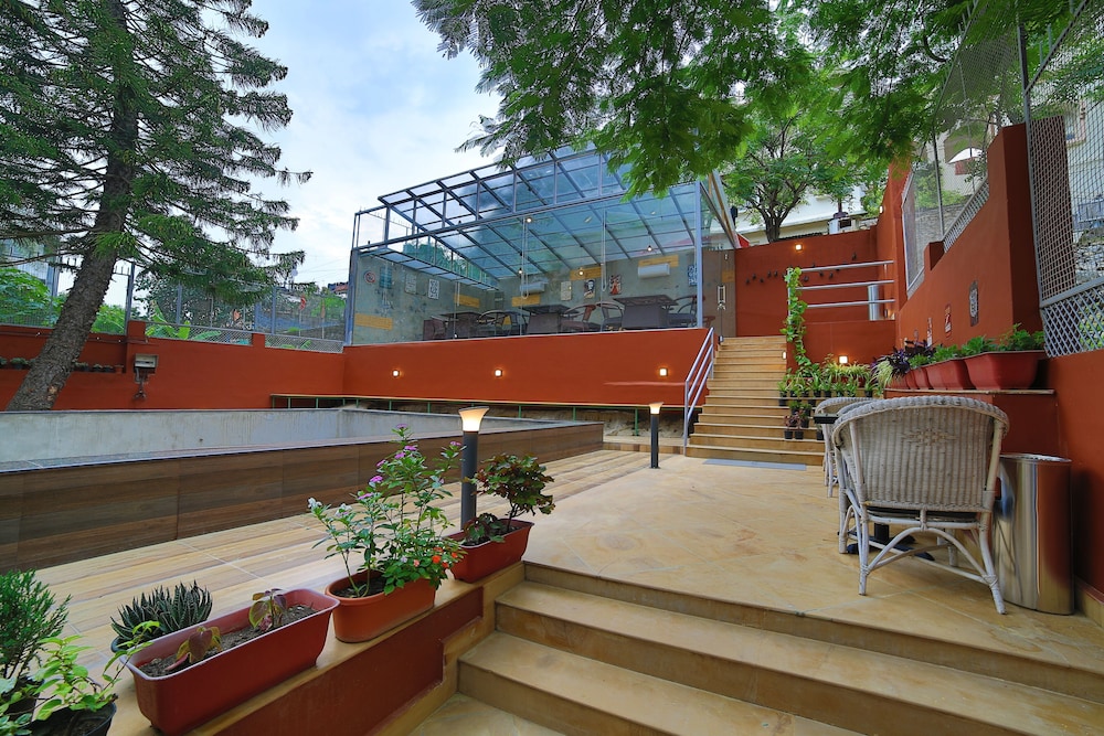 Hotel Marigold Mount Abu With Swimming Pool by SAH
