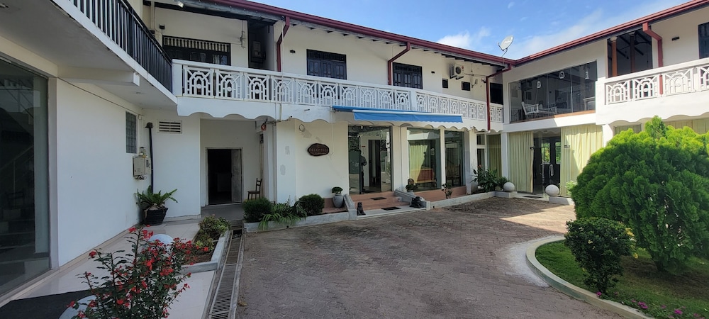 The Empyrean Airport Transit Hotel