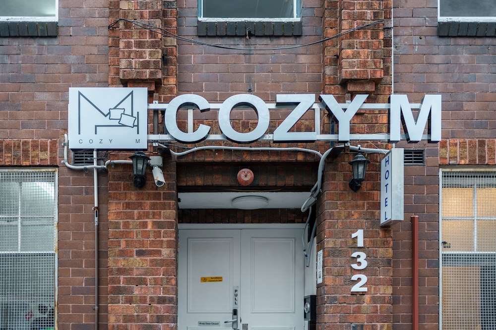 Cozy M Hostel
