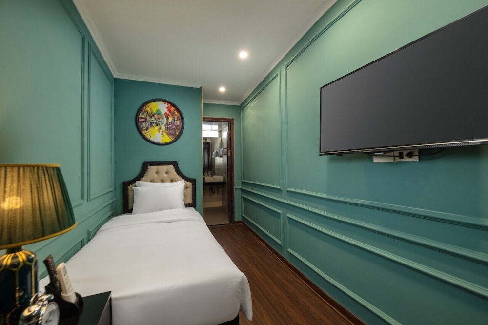 Madelise Palace Hotel & Spa