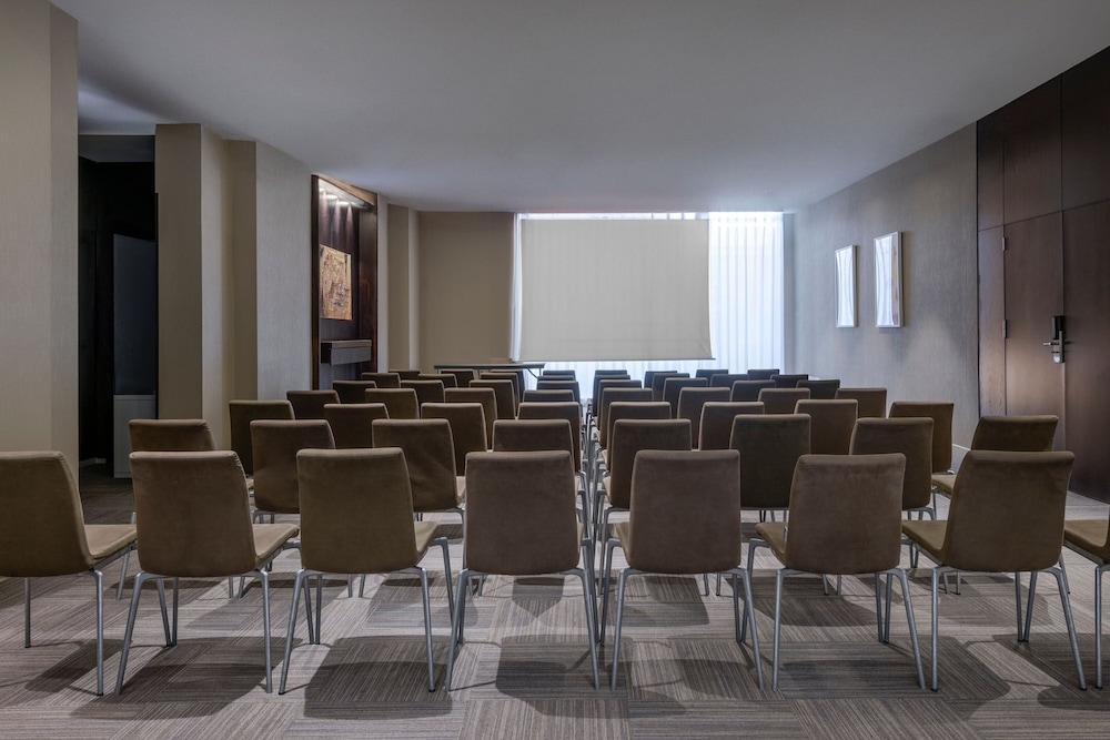AC Hotel Valencia by Marriott