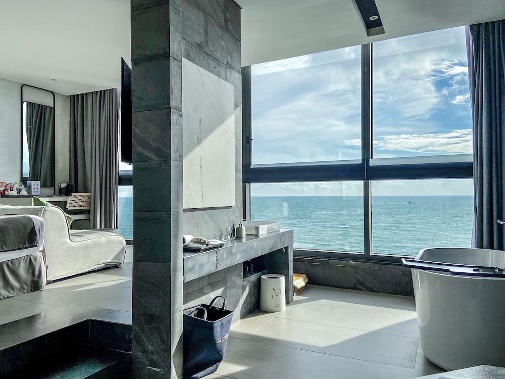 M Hotel Phu Quoc