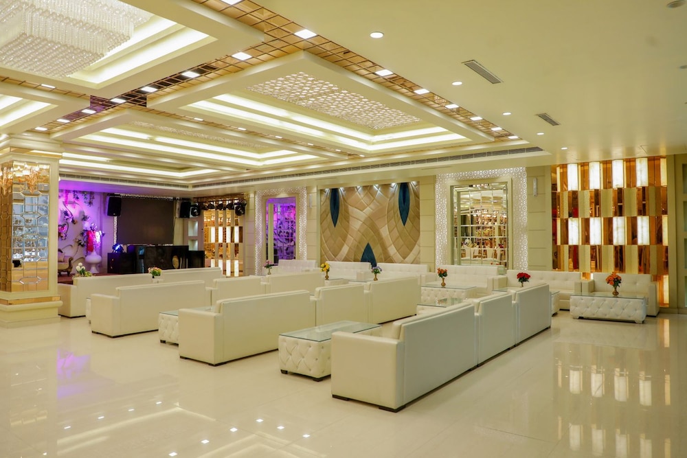 The Grand Parisian