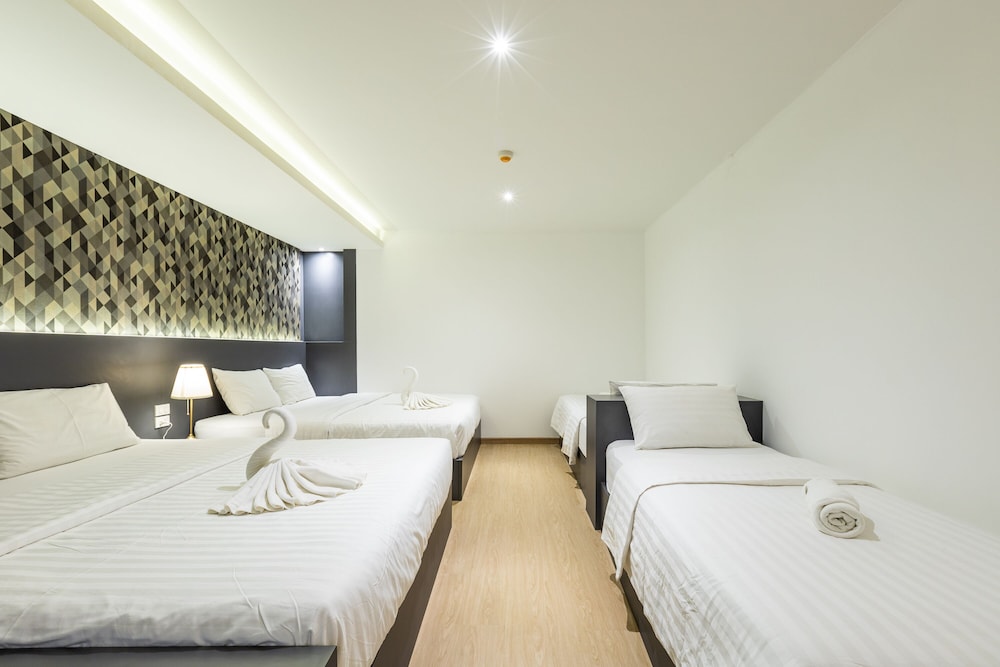 Siam Star Hotel