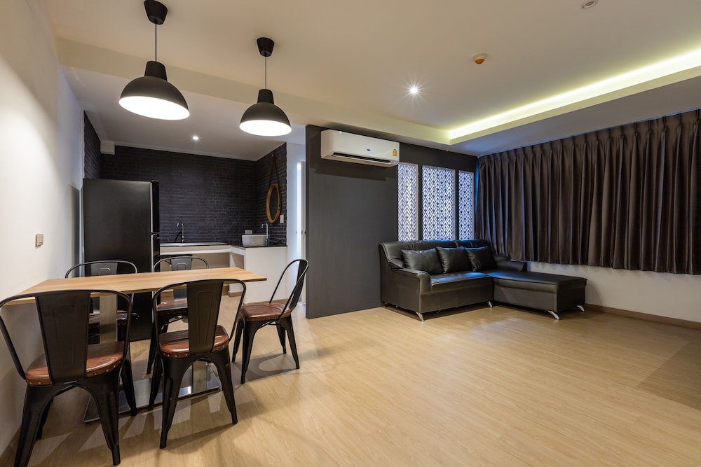 Siam Star Hotel