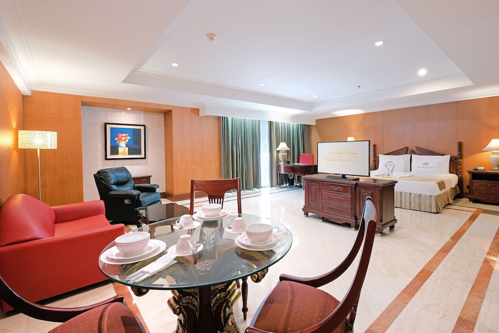 Sunlake Waterfront Resort & Convention Jakarta