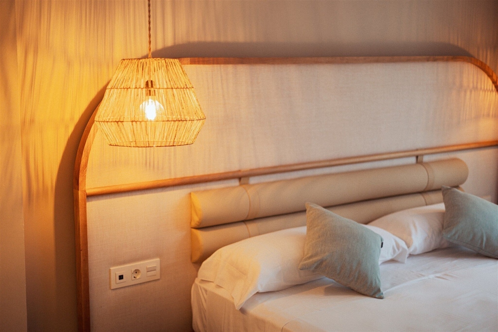 AMA Ibiza Suites - Adults Only