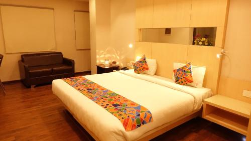 FabHotel K Sqaure Koyambedu