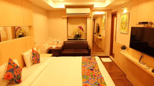 FabHotel K Sqaure Koyambedu