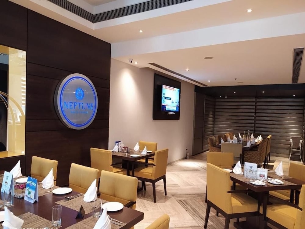 Fortune District Centre Ghaziabad- Member ITC Hotel Group