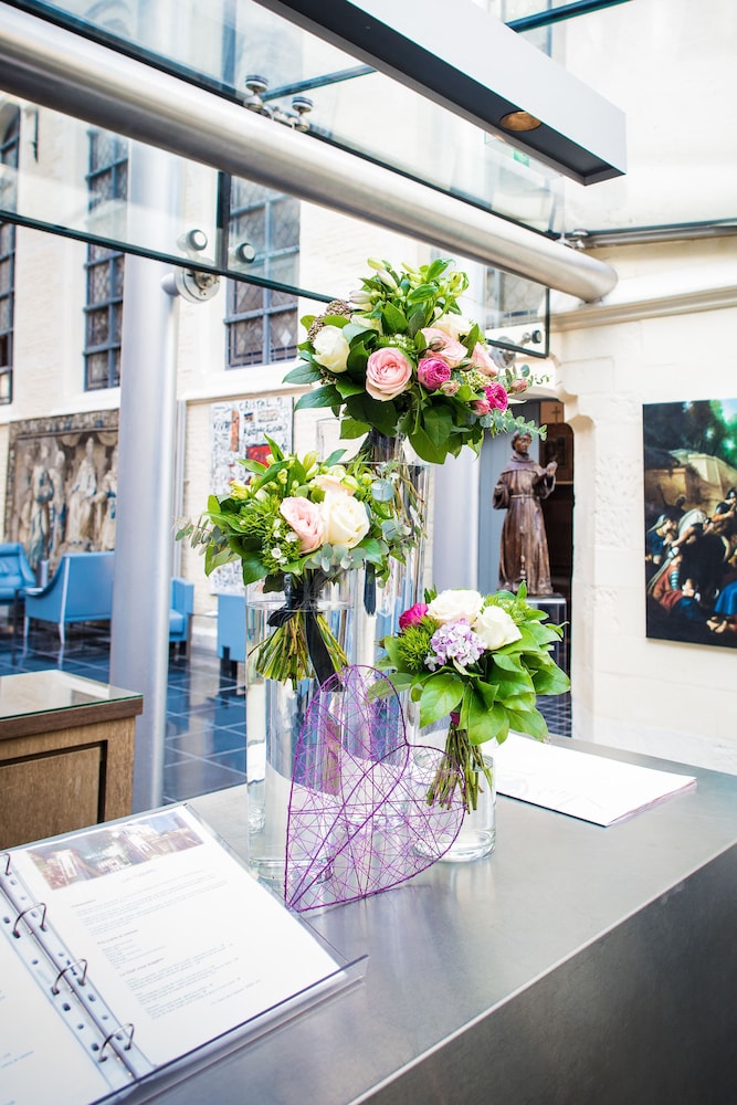 L'Hermitage Gantois, Autograph Collection