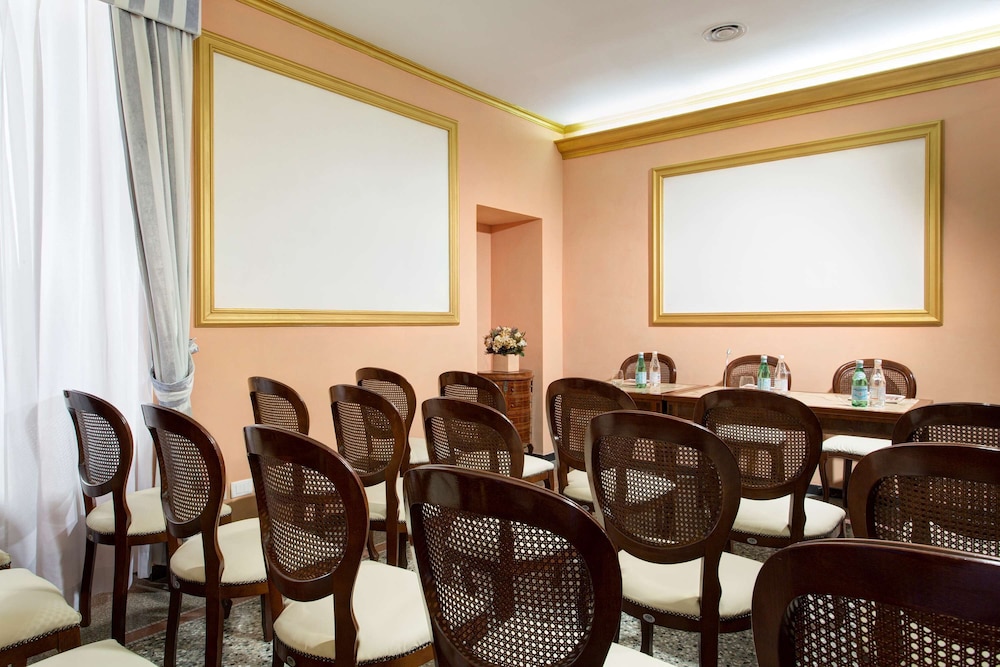 Golden Tulip Rome Piram